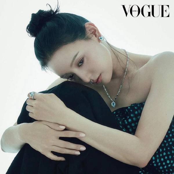 Источник: @voguekorea