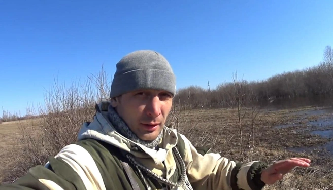 Сергей Дмитрюк снимал видео о рыбалке | Источник: охотник рыболов54 / YouTube