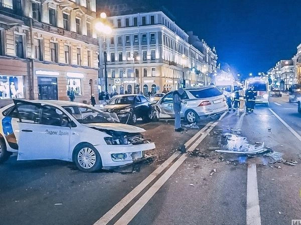 «Дорожный инспектор. Санкт-Петербург» / vk.com/dorinspb | Источник: «Дорожный инспектор. Санкт-Петербург» / vk.com/dorinspb
