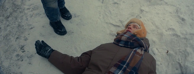 Для режиссера Михаила Лысковцева фильм стал дебютом в полном метре | Источник: кадр из фильма «Новый год на связи» (12+), реж. Михаил Лысковцев, Episode Production, 2025 год