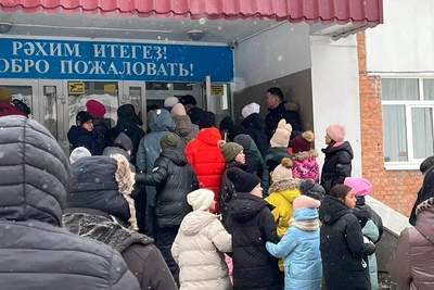 Хабиров призвал усилить безопасность в школах после ЧП