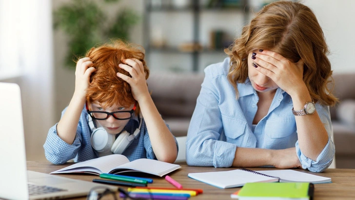 Почему современные школьники легко считают и умножают, но не способны решить простые задачи | Источник: iStockphoto/evgenyatamanenko