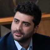 <p>Догукан Гюнгер</p>