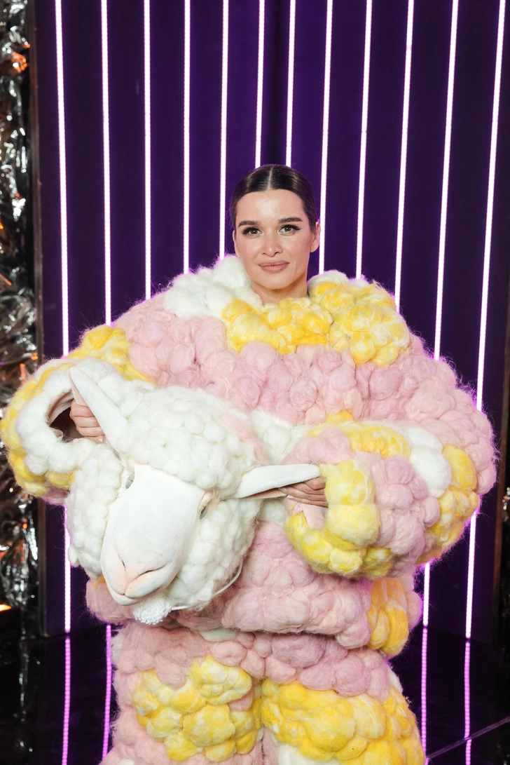 Yapon porno telekorsatuvlarini tomosha qiling