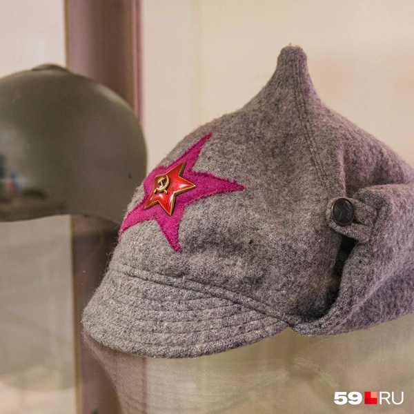 Даже буденовка! | Источник: Тимофей Калмаков / 59.RU