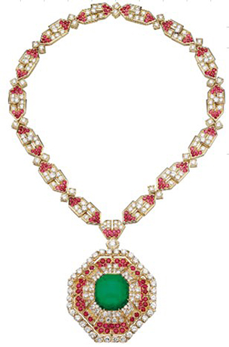 Винтажное колье из золота с изумрудом, рубинами и бриллиантами, 1969 г.