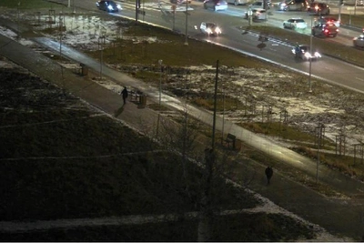 Миллиардная улица в Екатеринбурге без освещения