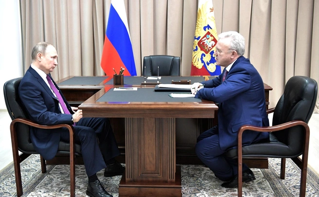 Усс в то время часто общался с Путиным | Источник: kremlin.ru