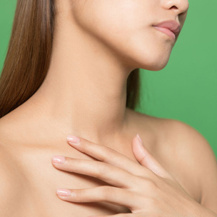 5 эффективных процедур для совершенства кожи зоны шеи и декольте