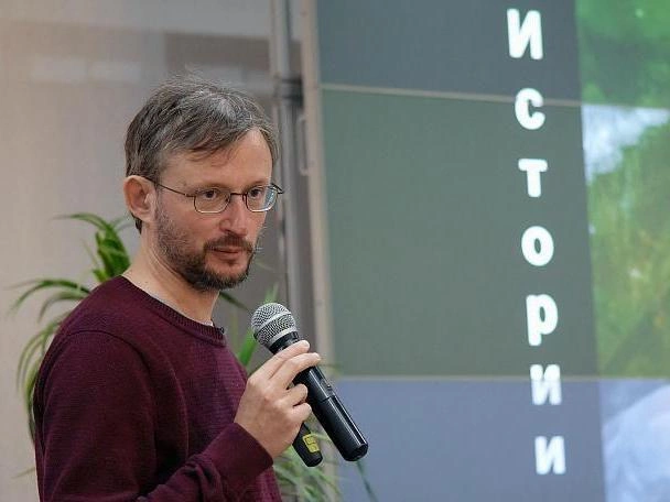Станислав Дробышевский входит в число наиболее известных популяризаторов науки в современной России. | Источник: Научный лекторий Milmax Science