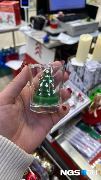 Свечи внутри очень уютные | Источник: Настасья Медведева / NGS.RU