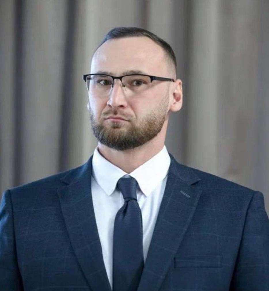Мэр Спасска-Дальнего ушел в правительство Приморья. Он будет решать вопросы ЖКХ вместо Алексея Перш…