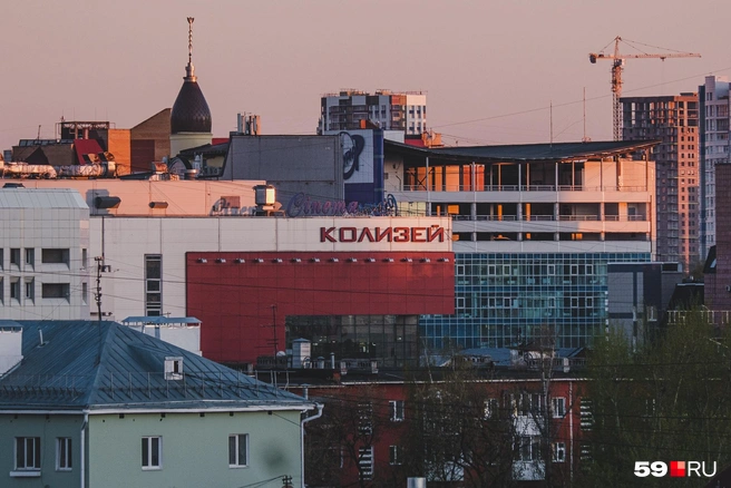 На банкнотах к юбилею Перми могут быть изображены виды зданий города | Источник: Тимофей Калмаков