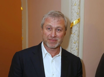 Бассейн, зеленые террасы и гектар земли: в Стамбуле с воздуха засняли роскошную виллу Романа Абрамовича