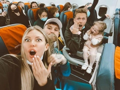 Третьим будешь? Рита Дакота улетела на Бали с бойфрендом и бывшим мужем