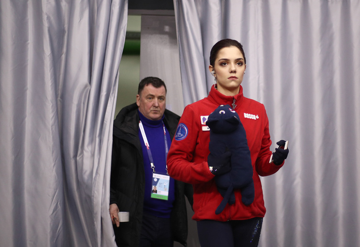 «Большего сделать уже не могла»: экс-тренер Медведевой объяснил ее уход
