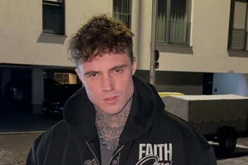 «Новости Филяйска»: за что россиянки отменили Семена и как заставили немцев танцевать под «Катюшу»