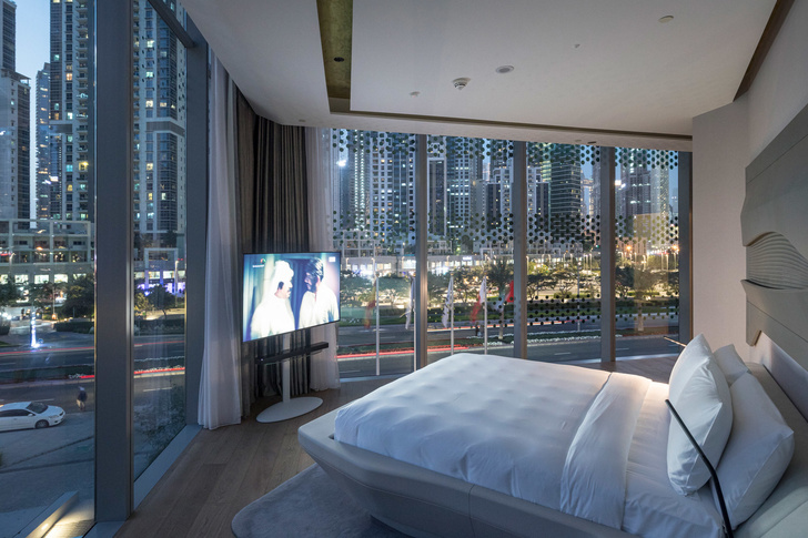 Отель ME Dubai по проекту Захи Хадид в Дубае (фото 13)