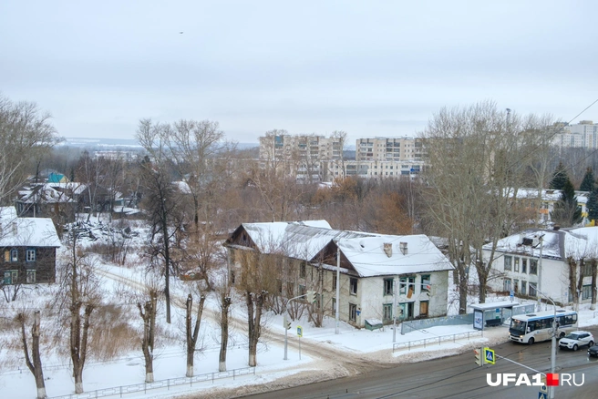 В этом доме точно никто не живет | Источник: Булат Салихов / UFA1.RU