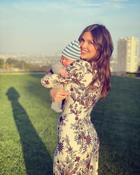 Даша Жукова: «Материнство в 40 лет и 29 отличается»