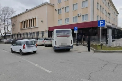 В Ставрополе маршрутка выехала на встречку и ударила три машины