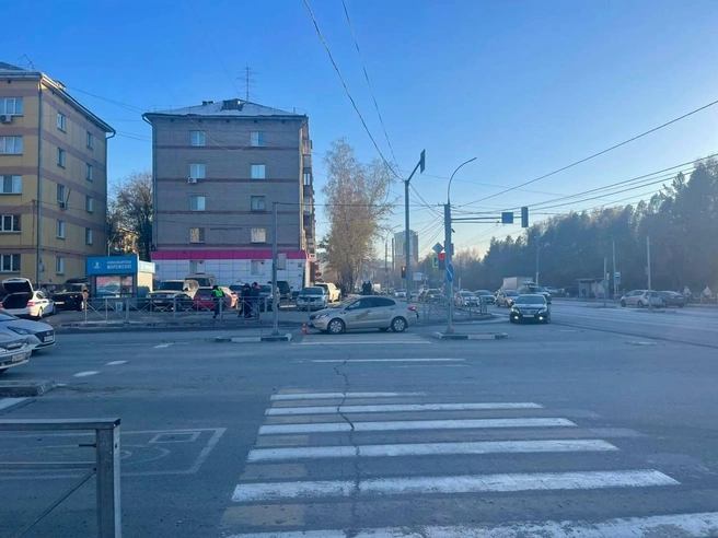 Двух пешеходов доставили в больницу | Источник: ГАИ Новосибирской области / Телеграм