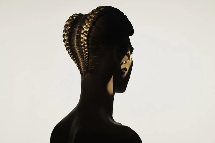 Zara выпустила первую коллекцию средств для волос. Она делает пряди золотыми