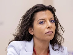 Онкобольная Симоньян сделала откровенное признание: «Сидели и ждали: будет жить — не будет, выйдет из наркоза — не выйдет»