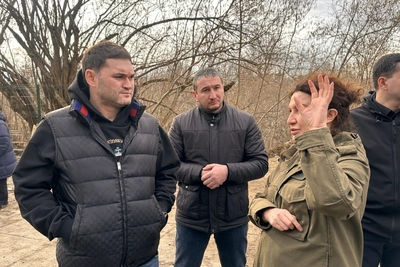 Министр туризма КБР проверил ход реконструкции терренкура