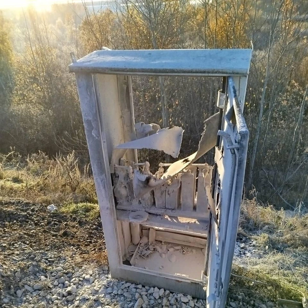 Молодую пару арестовали за теракт на железной дороге в Петербурге. Полиция показала его последствия | Источник: Управление на транспорте МВД России по СЗФО