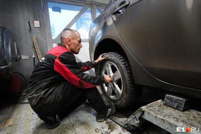 В Свердловской области водителей предупредили о рисках ранней смены шин