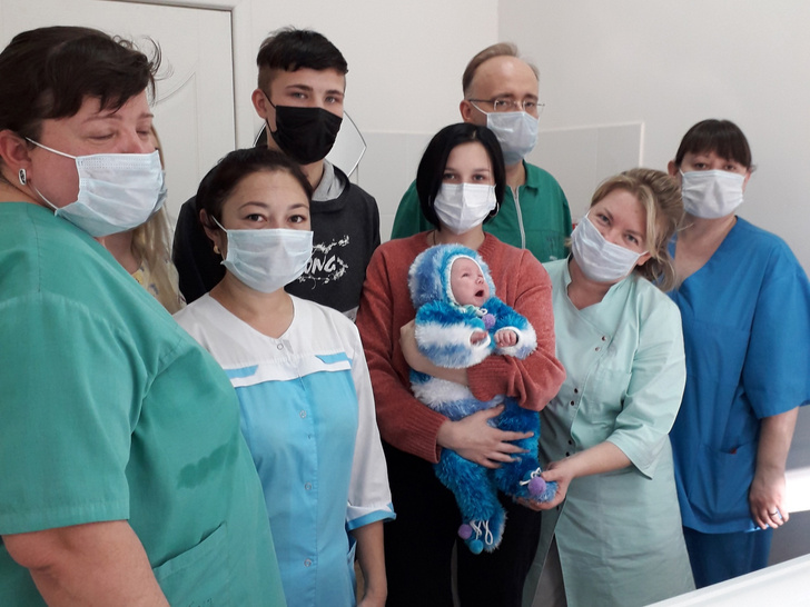 Спасли новорожденного мальчика от коронавируса