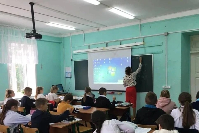 Учителя и тренеры, работающие по программам «Земский учитель» и «Земский тренер», могут получить по миллиону рублей. | Источник: пресс-служба губернатора Ярославской области