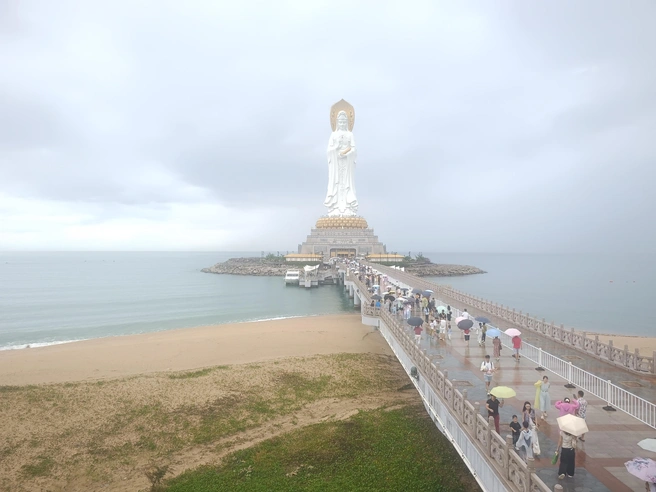 Высота статуи богини Гуаньинь — 100 метров | Источник: предоставлено героями публикации