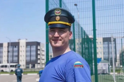 Офицер МЧС в отпуске спас мотоциклиста на трассе