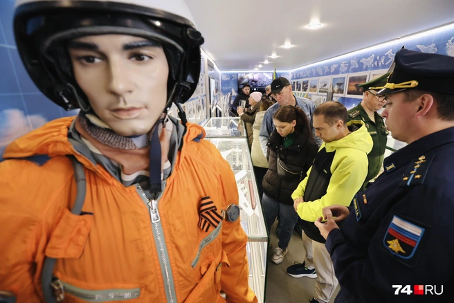 Они рассказывают о сухопутных войсках, воздушно-космических силах, ВДВ, ВМФ и других подразделениях | Источник: Наталья Лапцевич