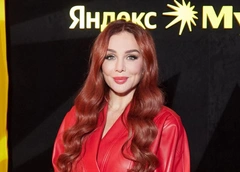 Седокова: «К сыну подошел мальчик и сказал „твой папа умер, что такое суицид?“ Я собрала вещи и увезла Гектора подальше»