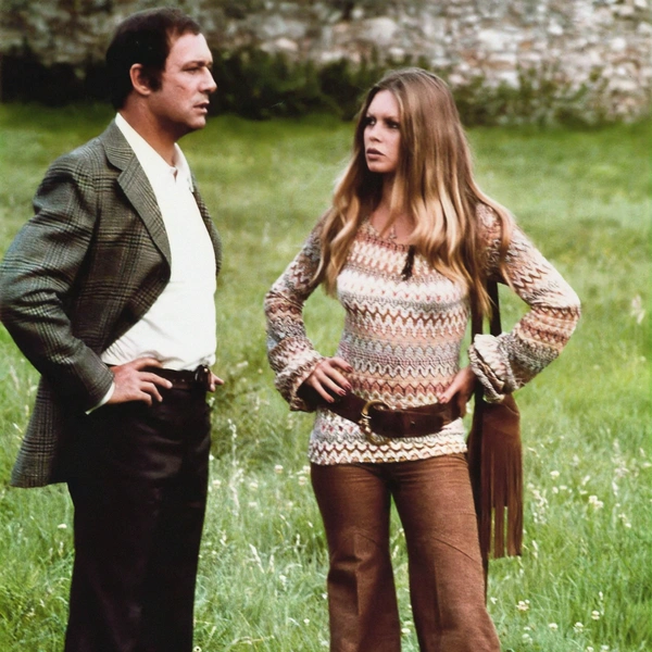 Ненавидела роскошь, но носила Chanel: как Брижит Бардо изменила моду