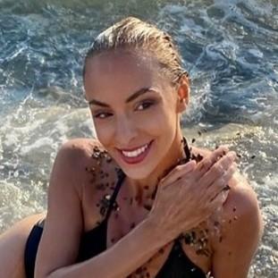 «Избили и изнасиловали в ее квартире»: умерла 38-летняя артистка ансамбля МВД «Горница» Мария Мордасова