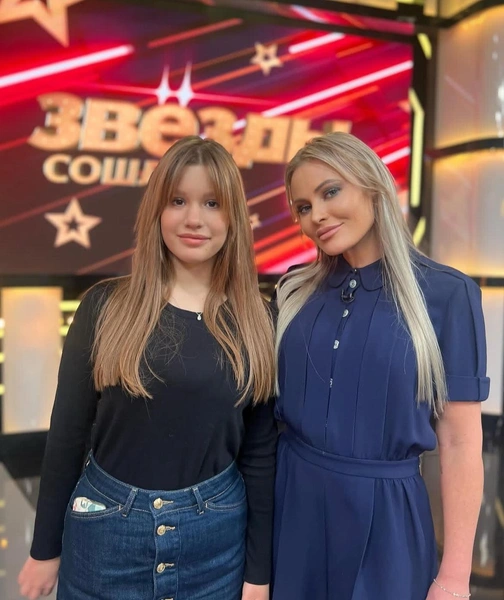 Полина с мамой Даной Борисовой | www.starhit.ru