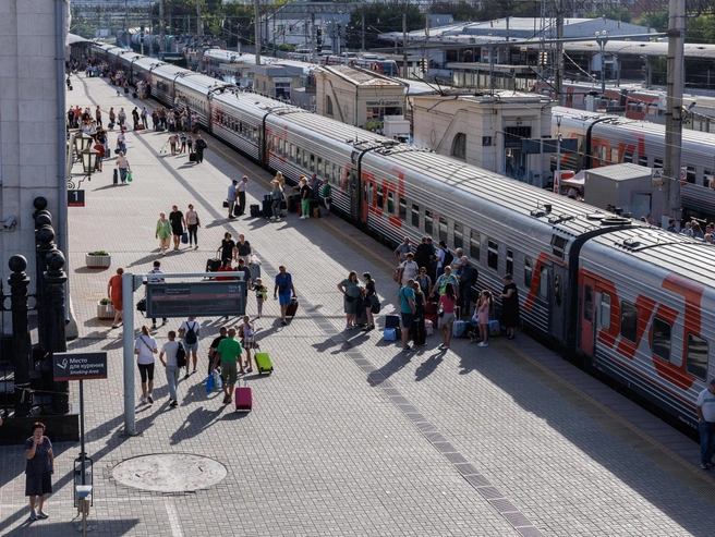 Оба поезда задерживаются на подъезде к Волгограду | Источник: Алексей Волхонский / V1.RU