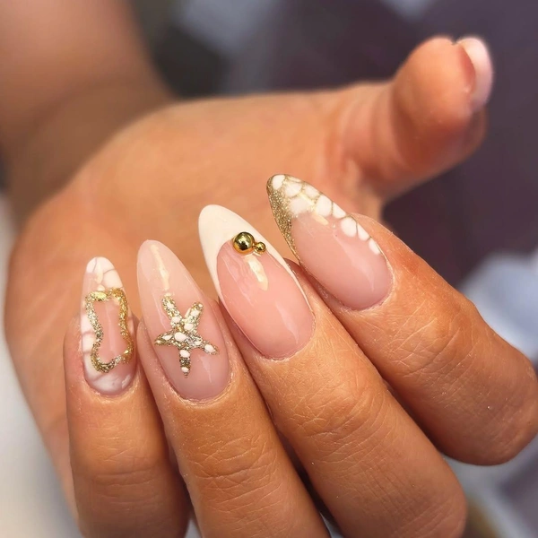 Источник: nailsbyerinjoyce