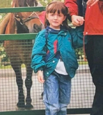 А это Нина в детстве | Источник: предоставлено Юлией Деминой