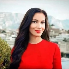 «Наши дети помнят годы, которые мы прожили в семье»: Ирина Болгар снова обвинила Павла Дурова в отказе содержать наследников