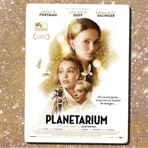 Потрясающие Лили-Роуз Депп и Натали Портман в трейлере «Планетария»