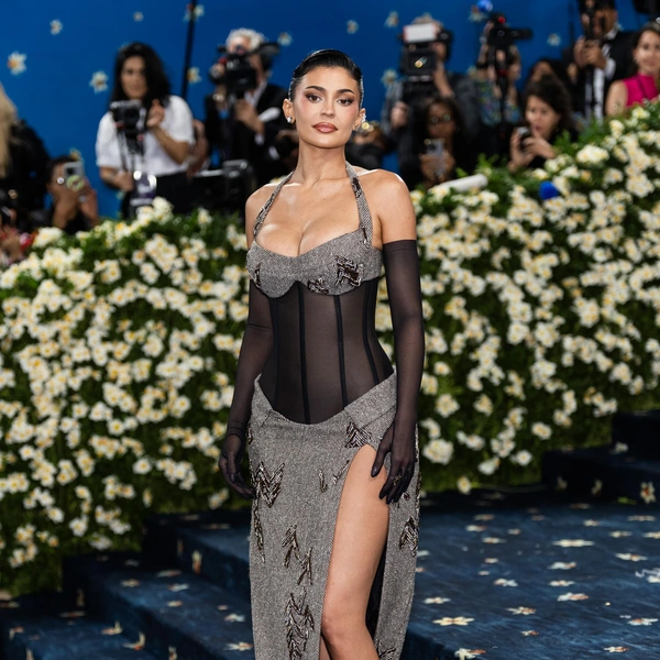 Кайли Дженнер в Ferragamo | Источник: Getty Images