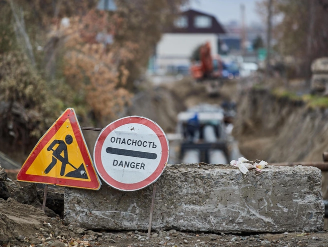 Дороги остаются перекрытыми уже более двух недель | Источник: Александр Ощепков / NGS.RU