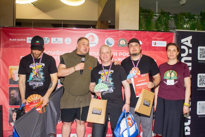 Николай Островский тоже прошел в финал | Источник: организаторы Чемпионата по коллективному парению