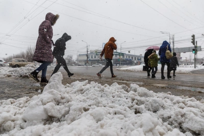 Зима в Волгограде: снег, гололед и морозы продлятся