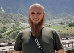 Многоженец Иван Сухов отбивается от обвинений дочери в насилии: «Она сделала это ради денег или хайпа»